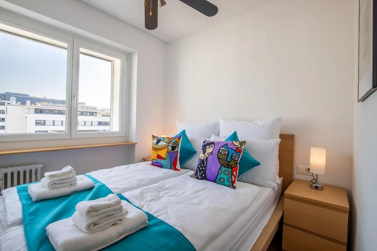 Special Cuatro Picasso Apartment Basel, Bahnhof Grossbasel 10-Star