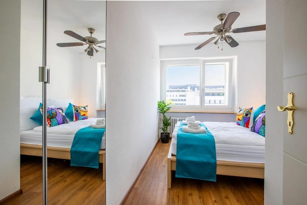 Special Cuatro Picasso Apartment Basel, Bahnhof Grossbasel 10-Star