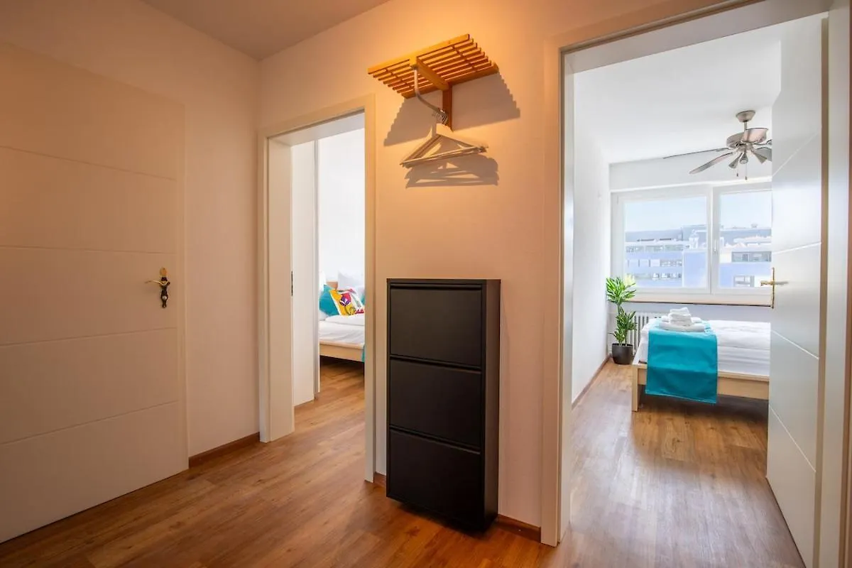 Special Cuatro Picasso Apartment Basel, Bahnhof Grossbasel 10-Star 0*,  Svájc