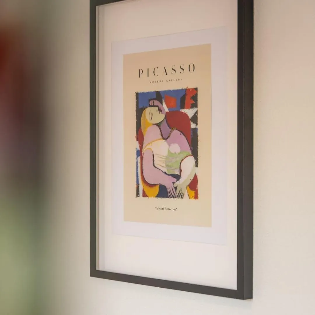 Special Cuatro Picasso Apartment Basel, Bahnhof Grossbasel 10-Star